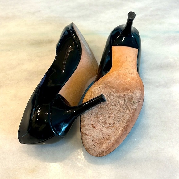 Stuart Weitzman Black Patent Leather Heels Pumps Size Small Platform Pee… - Picture 4 of 5